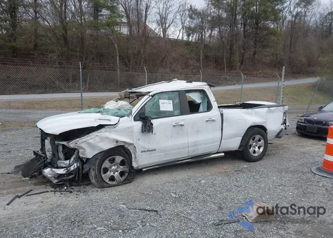 2020 Ram 1500 Big Horn 4X4 6'4 Box z USA, uszkodzony, nr VIN 1C6SRFBT9LN230319